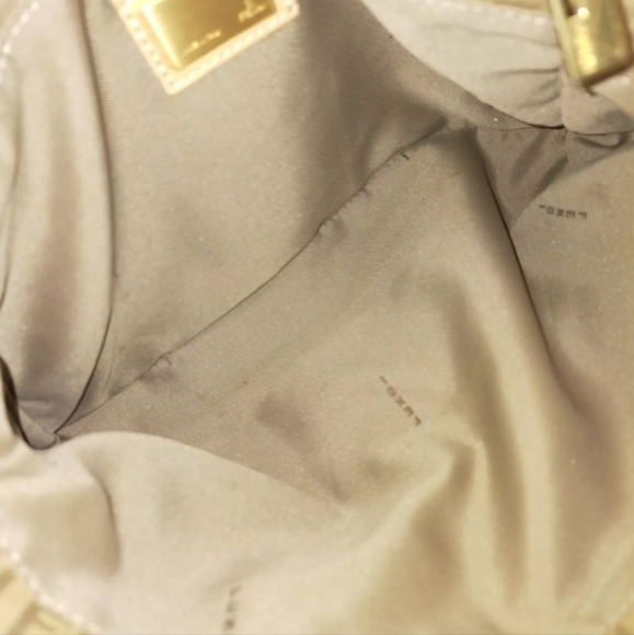 Auth Fendi Canvas Gold/Biege Leather Bag - Picture 5 of 12